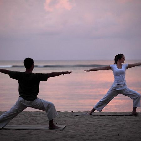 Griya Santrian A Beach Resort And Spa Sanur Exterior foto