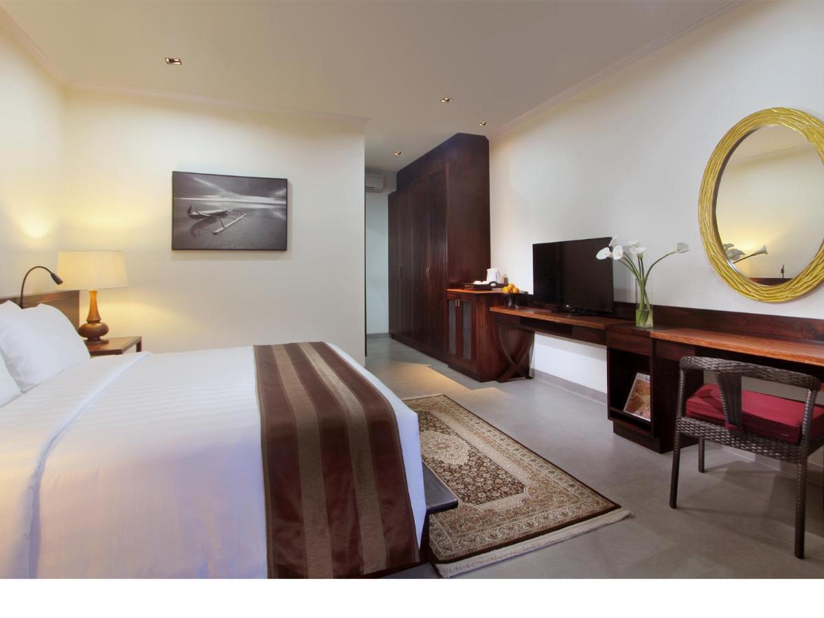 Griya Santrian A Beach Resort And Spa Sanur Exterior foto