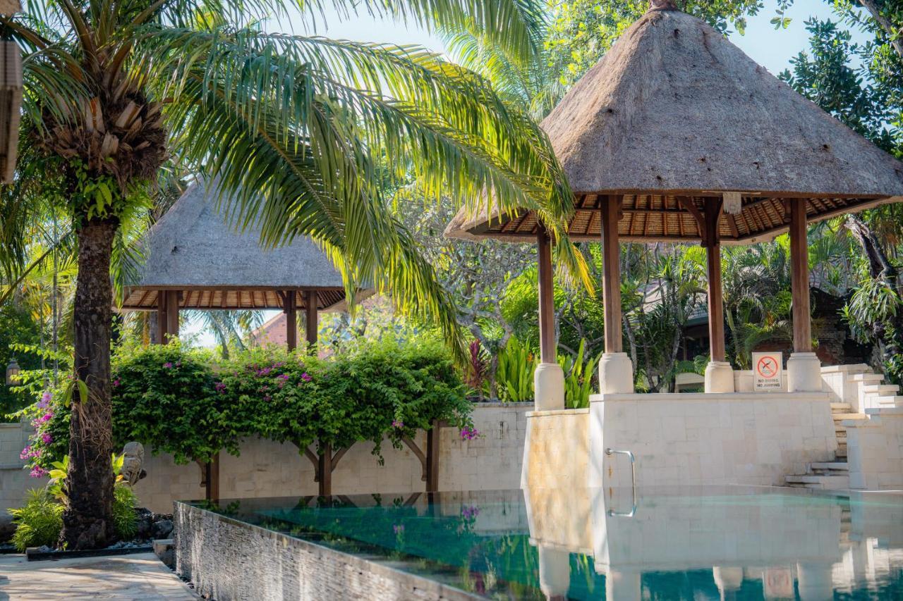 Griya Santrian A Beach Resort And Spa Sanur Exterior foto