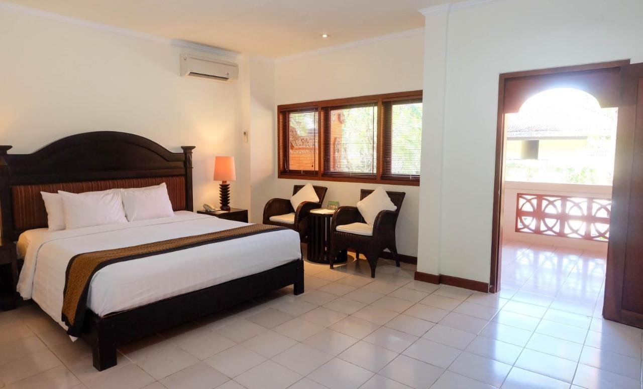Griya Santrian A Beach Resort And Spa Sanur Exterior foto