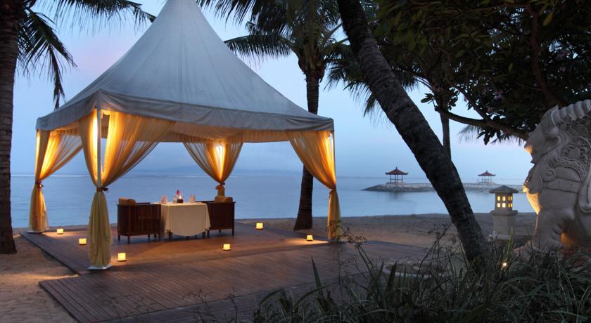 Griya Santrian A Beach Resort And Spa Sanur Exterior foto