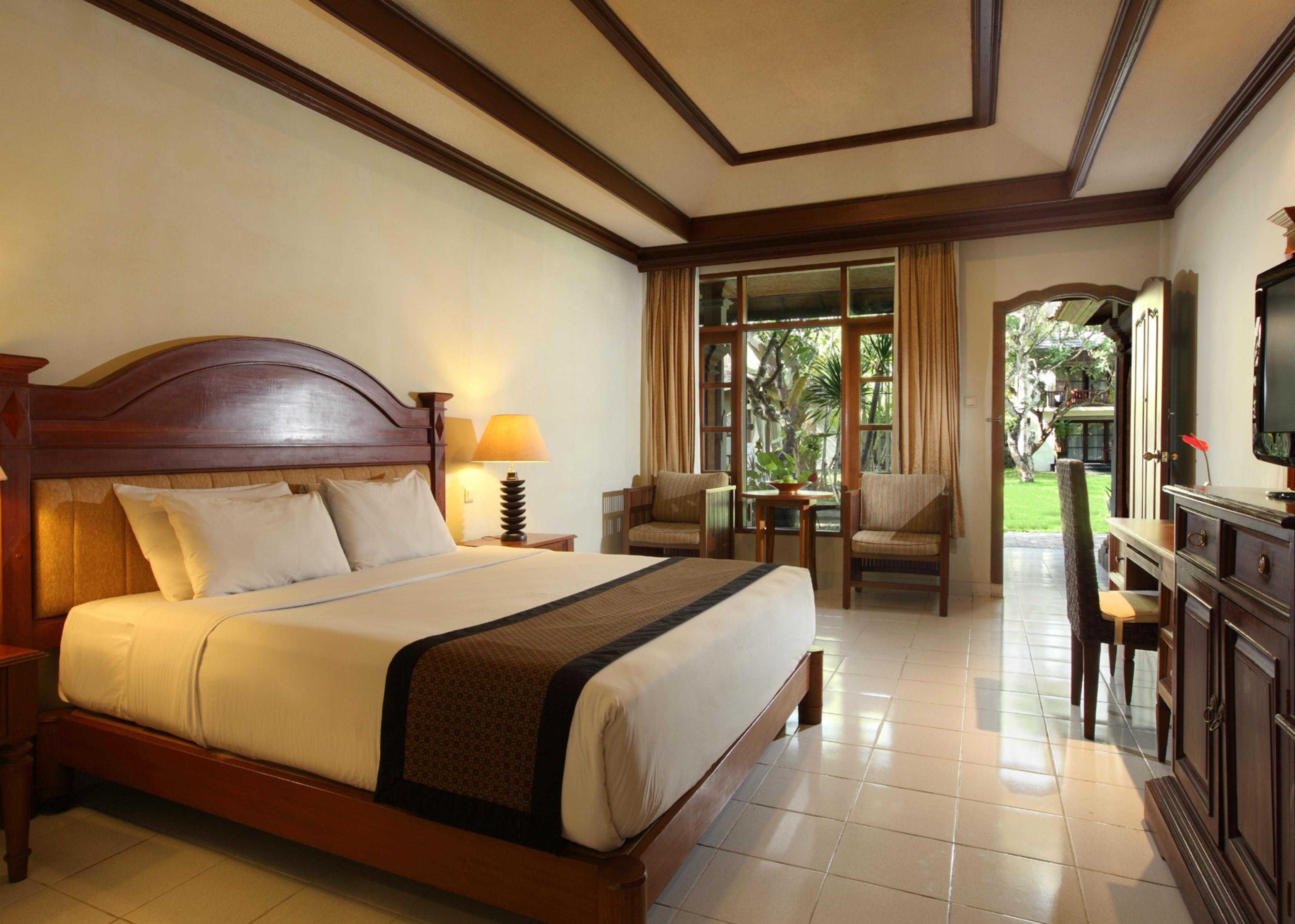 Griya Santrian A Beach Resort And Spa Sanur Exterior foto