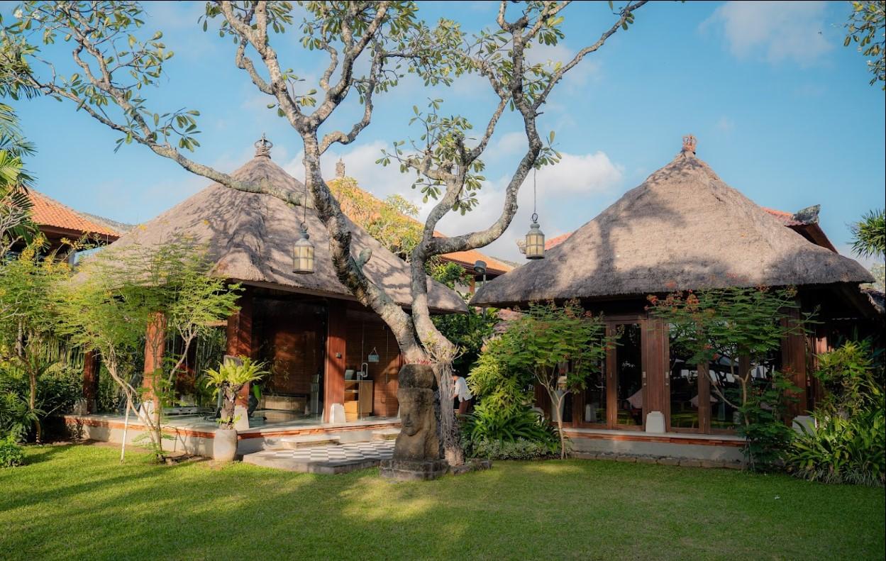 Griya Santrian A Beach Resort And Spa Sanur Exterior foto