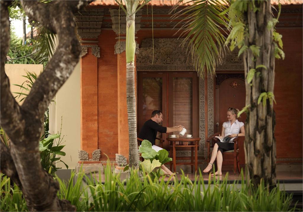 Griya Santrian A Beach Resort And Spa Sanur Exterior foto